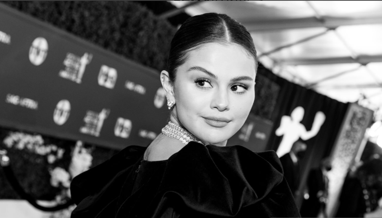 Latina actress and singer Selena Gómez will host "Saturday Night Live" on May 14th. Photo: gettyimages. 
