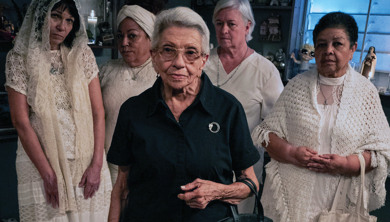 'Perfume de Gardenias,' a Colombian-Puerto Rican production, tells a story that invites real reflection on loss, pain, empathy and solidarity among women dedicated to caring for their families. Photo: Courtesy.