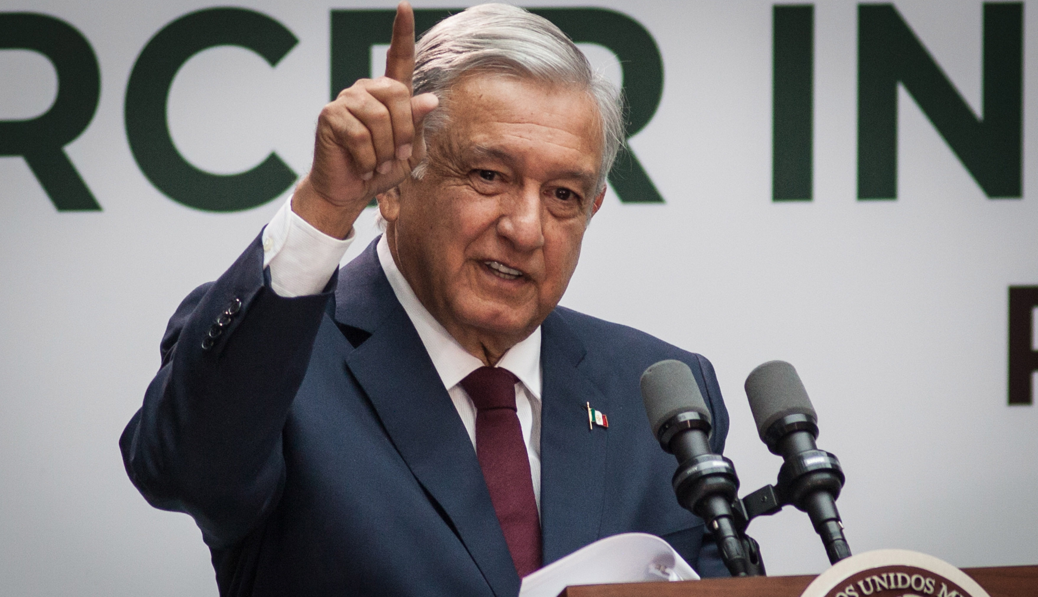 AMLO's policies for the poor have worsened the lower class. 