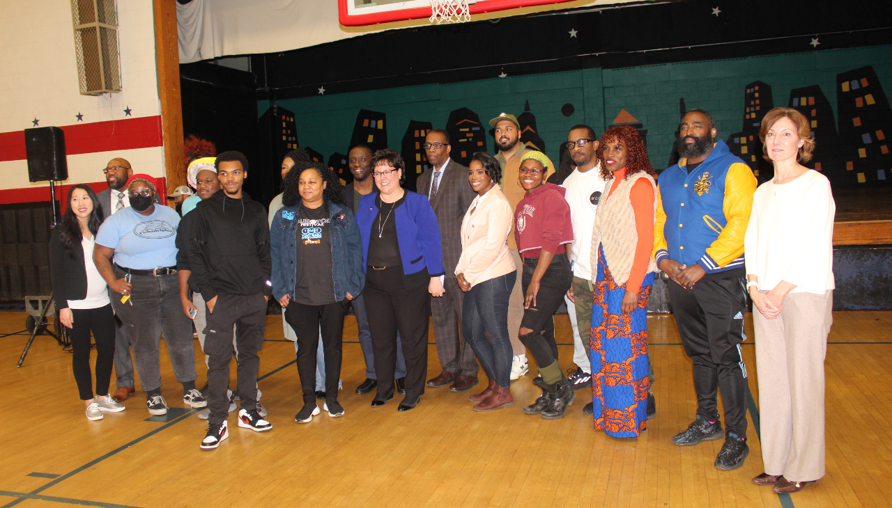 Finalists of the Making Space initiatives and supporters gather at the Martin Luther King Recreation Center in North Philly on March 1. Photo: Jensen Toussaint/AL DÍA News.