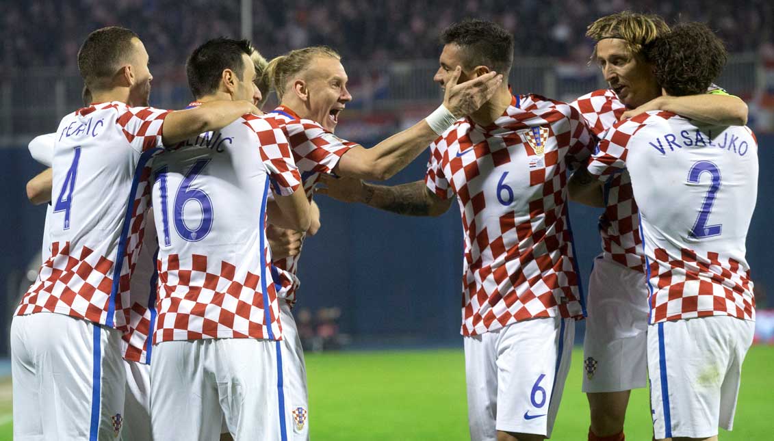 Desplegando su mejor juego imaginativo y su genialidad, los croatas obtuvieron en Zagreb una contundente victoria, 4-1, con goles de Modric, Nikola Kalnic, Perisic y Andrej Kramaric. EFE