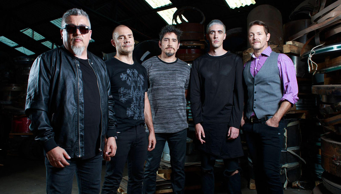 DIACERO, is a band formed by Rodrigo Aboítiz on keyboards, Mauricio Clavería on drums, Pedro Frugone on guitar, Luciano Rojas on bass and vocalist Ignacio Redard; being the first four former members of the legendary Chilean band La Ley. Photo: DIACERO.