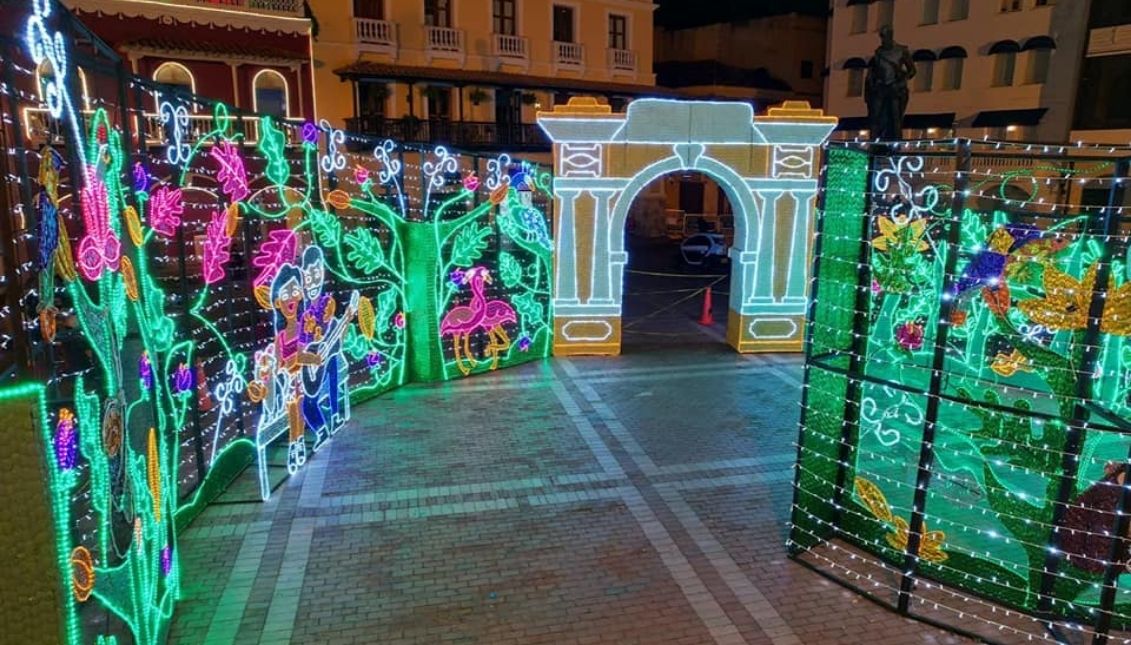 Christmas lighting 2021 in the city of Cartagena. Photo: Cartagena City Hall.