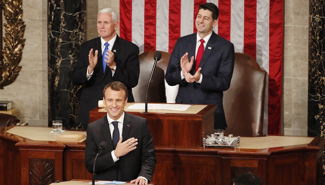The president of France, Emmanuel Macron, offers a speech to both houses of the US Congress, at the close of a three-day state visit in which he has talked about trade, Iran, and Syria with his counterpart, Donald Trump. EFE / Erik S. Lesser