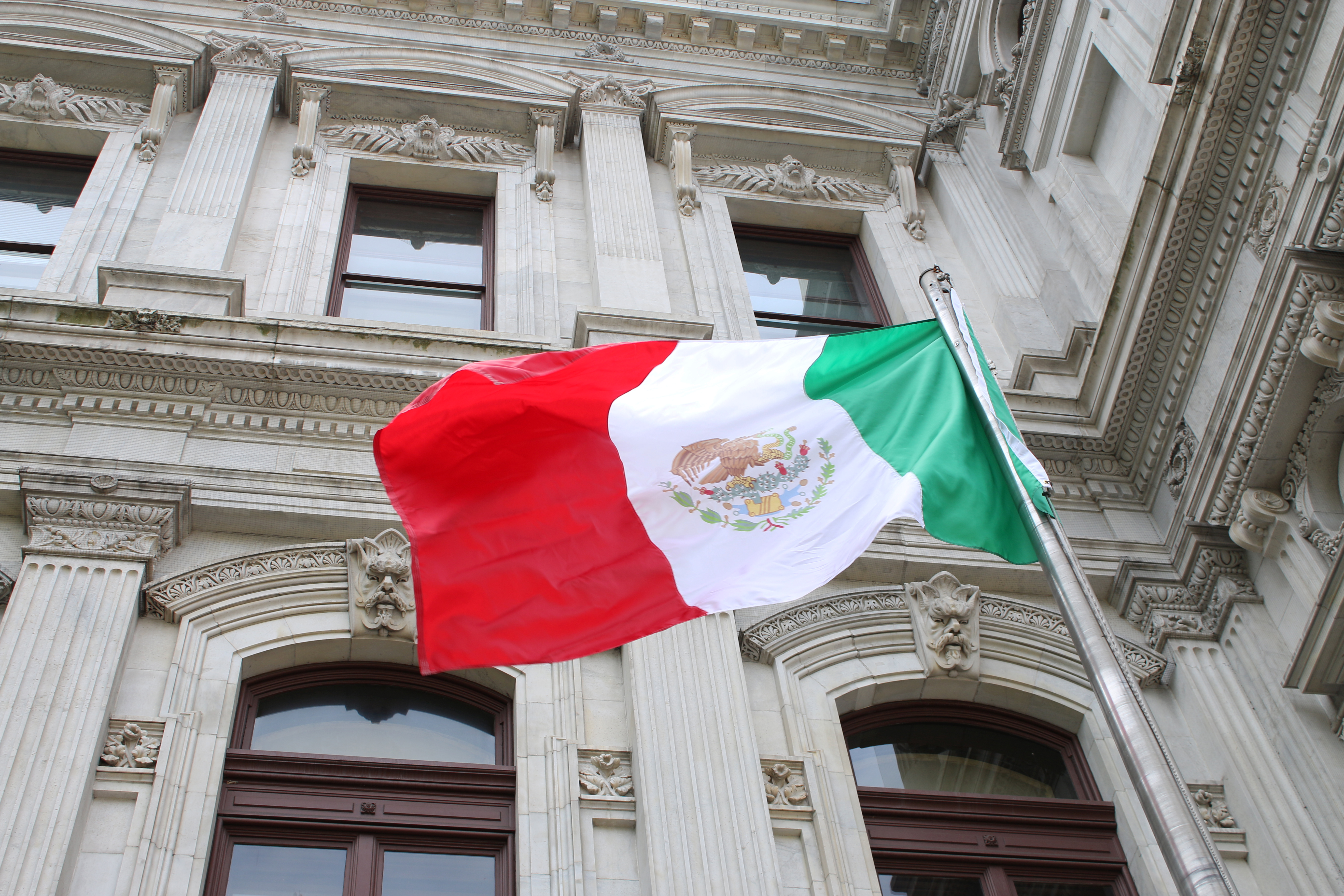 Mexican flag at the May 1, 2015 flag-raising ceremony at Philadelphia City Hall. Photo: Samantha Madera / AL DÍA News