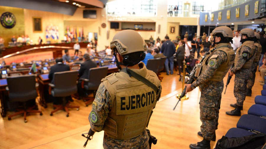  Army and Police took over the assembly of El Salvador by order of President Nayib Bukele. Photo:EDH / Lissette Lemus 