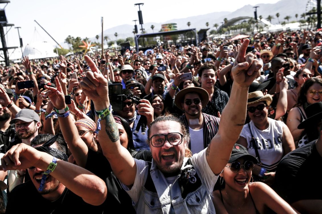 Maskless crowd at Coachella, prior to restrictions.