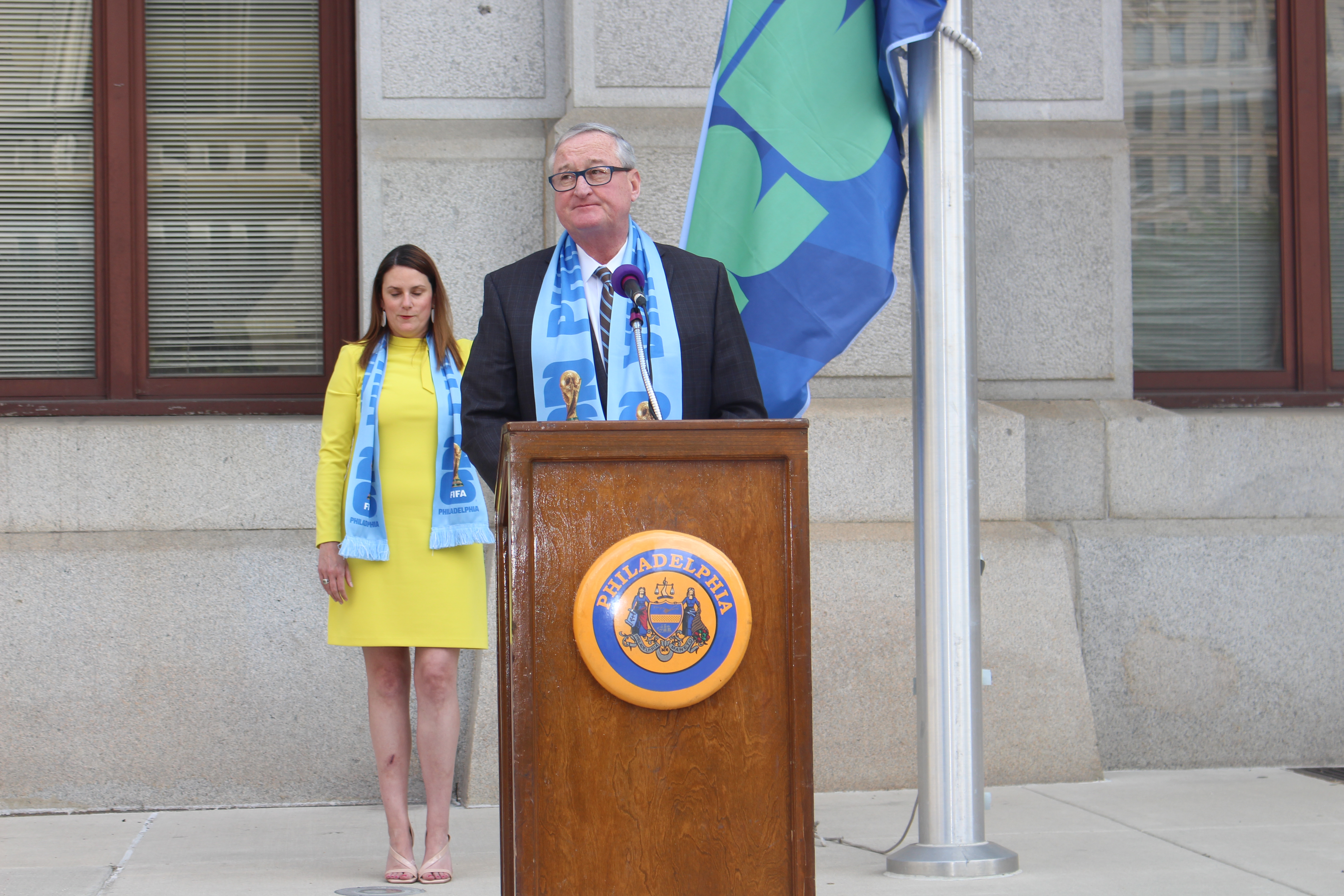 Mayor Jim Kenney speaks during the flag raising. Photo: Jensen Toussaint/AL DÍA News.